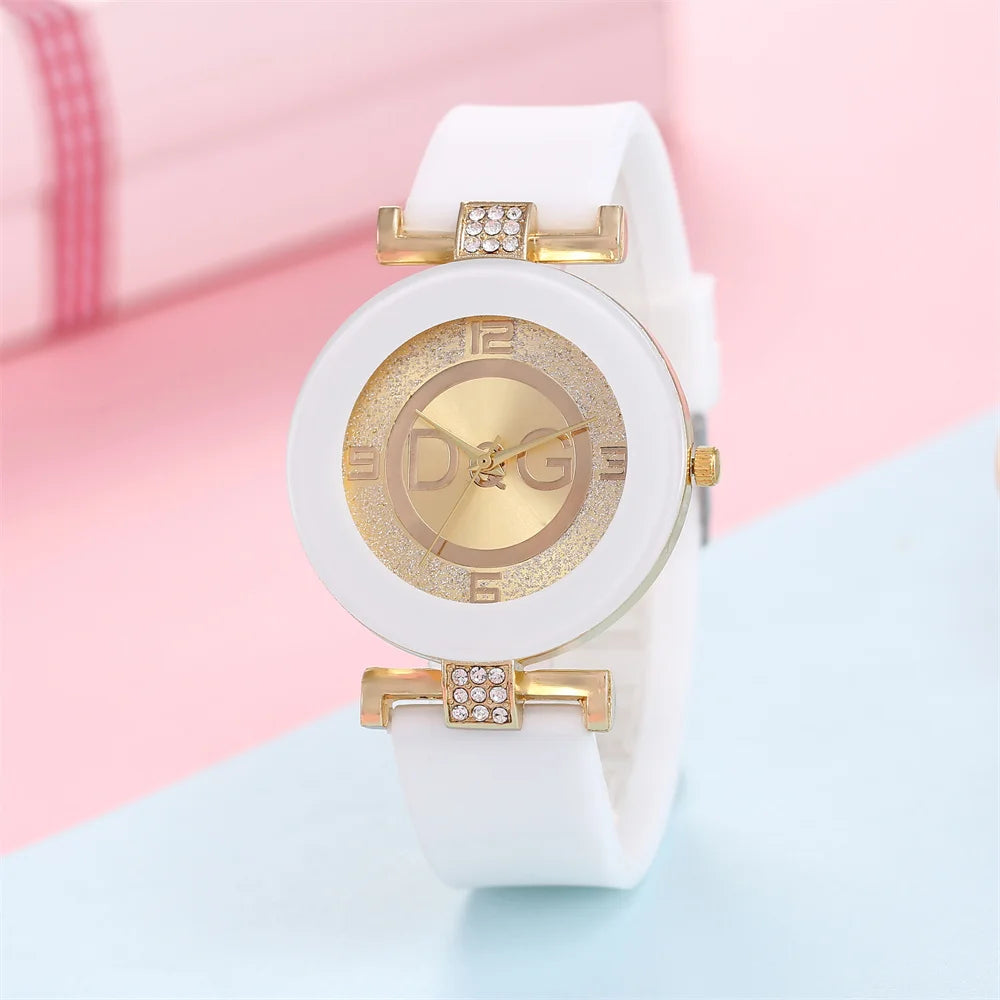 EleganceTime Sporty Chic